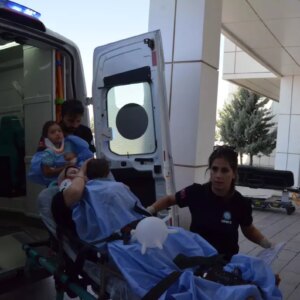 aksarayda trafik kazasi 5 yarali 94jrOSm2