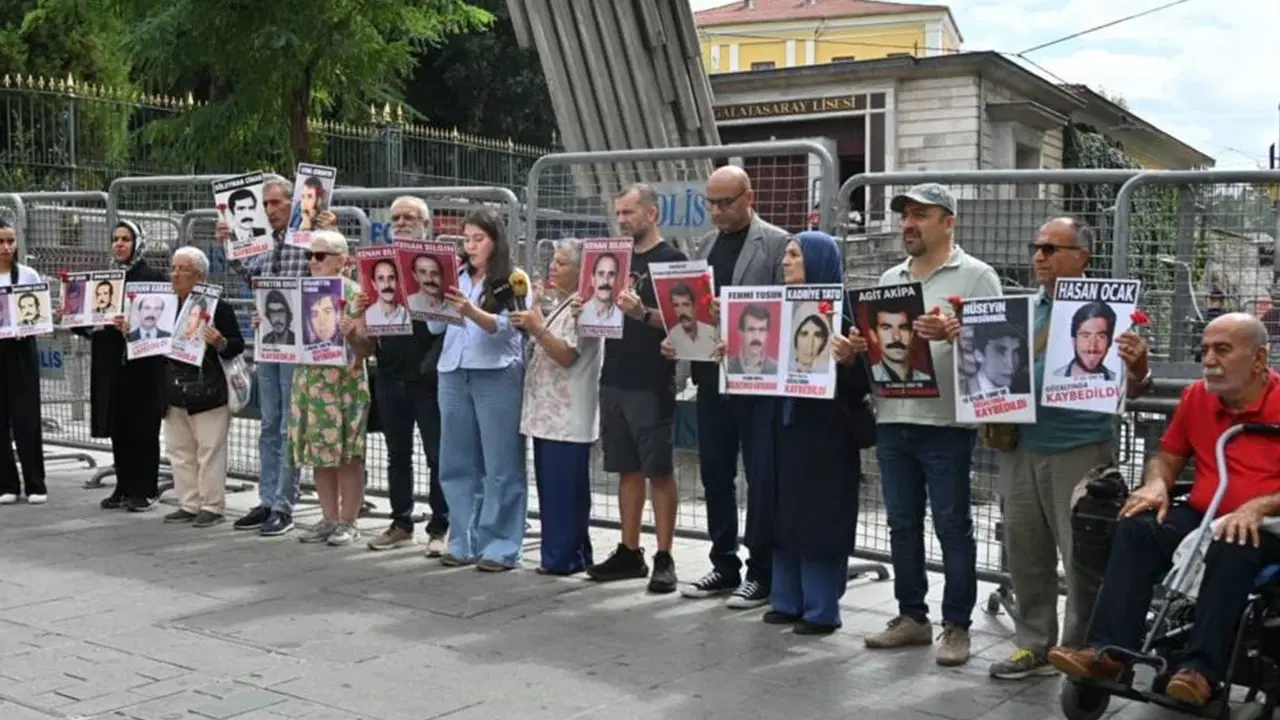 cumartesi anneleri 1068 haftada kenan bilginin akibetini sordu RMA7V8FX