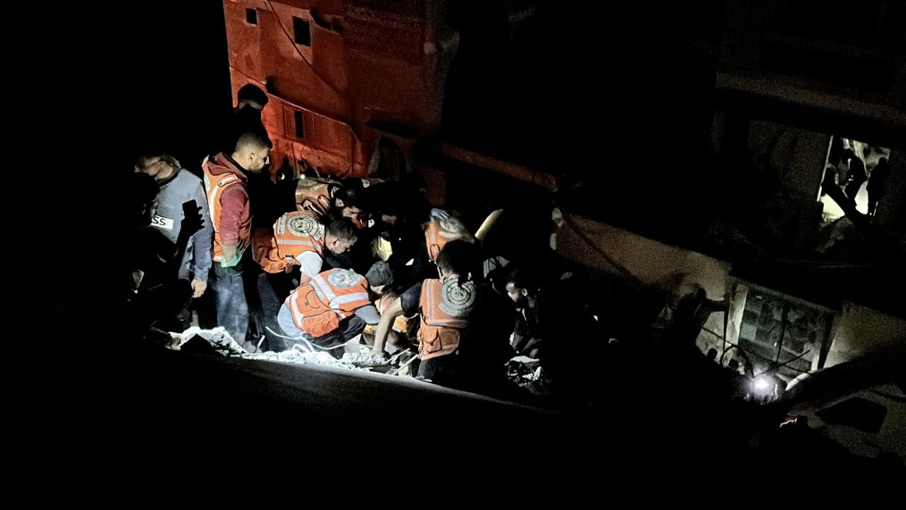 israil gazze saldirilarinda 24u cocuk 63 filistinli yasamini yitirdi rennKLMk.jpg