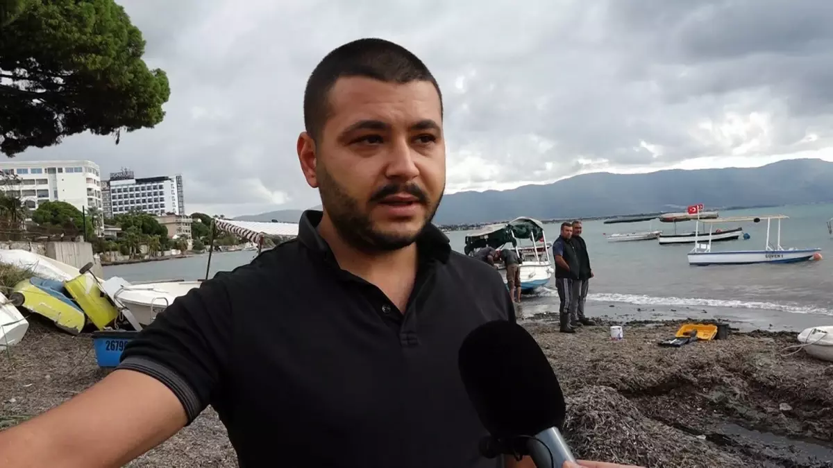 kusadasinda firtina balikci teknelerini vurdu 3Q3cXu3H