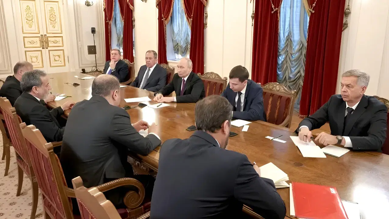 Putin ve Arakçi Görüşmesinin Arka Planında Önemli Gelişmeler